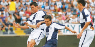 Dia del hincha blanquiazul
