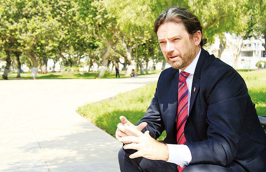 Juan Matute, secretario general de la FPF