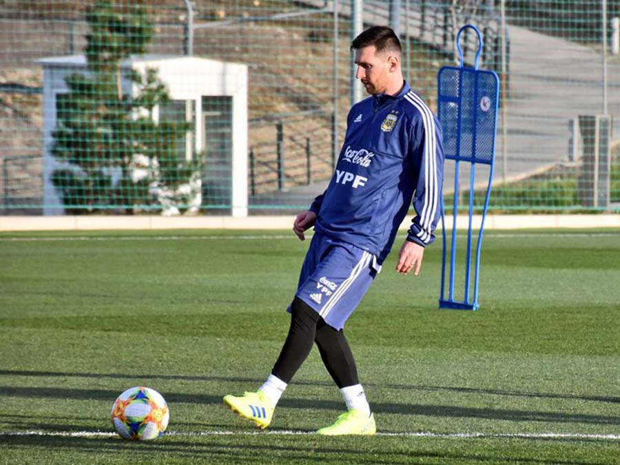 Lionel Messi Lionel Messi