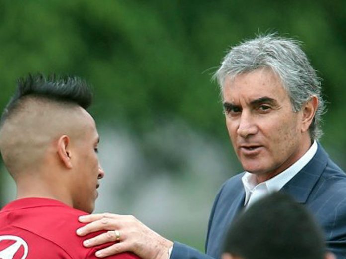 Director deportivo de la FPF, Juan Carlos Oblitas