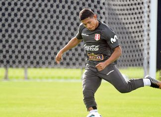 Edison Flores