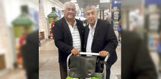 Con Roberto “Peluchin” Revoredo, gran historiador peruano, quien me fue a recibir al aeropuerto de Porto Alegre.