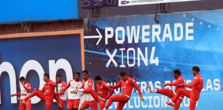 Selección peruana entrenando en Porto Alegre