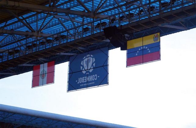 Todo Sport lleg&oacute; a Porto Alegre y pis&oacute; el Arena do Gremio, donde Per&uacute; debutar&aacute; el s&aacute;bado ante Venezuela por la Copa Am&eacute;rica
