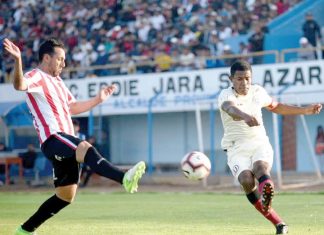Universitario igualó 0-0 en su visita a Unión Huaral en Huacho por la Copa Bicentenario