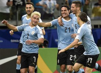Uruguay pisa fuerte Uruguay aplastó 4-0 a Ecuador