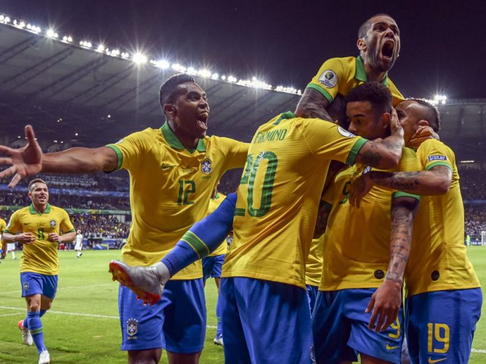 Brasil es el primer finalista de la Copa América tras derrotar 2-0 a Argentina Brasil es el primer finalista de la Copa América tras derrotar 2-0 a Argentina