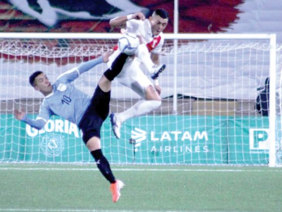 El partido se torn&oacute; por momentos muy duro los balones se luchaban con mucho ah&iacute;nco.