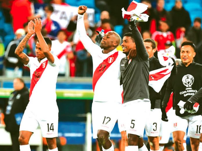 La alegría de los peruanos tras la clasificación La alegría de los peruanos tras la clasificación