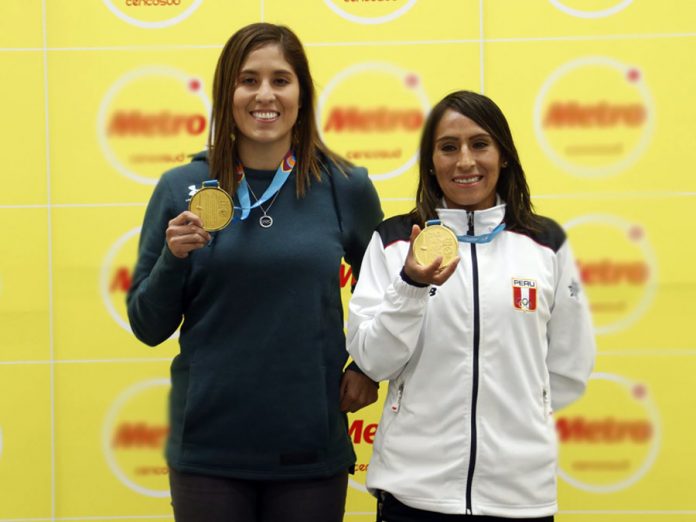 Alexandra Grande y Gladys Tejeda