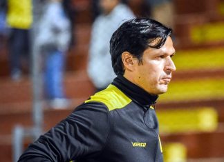 Avanza en silencio Jorge Araujo