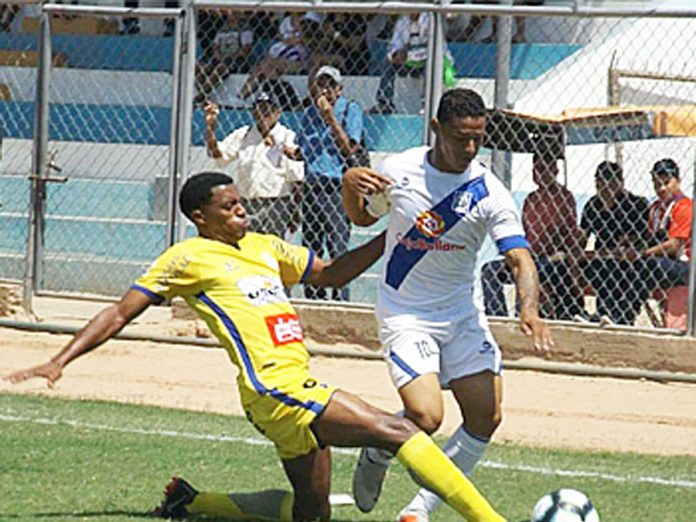 Unión Huaral y el Santos FC