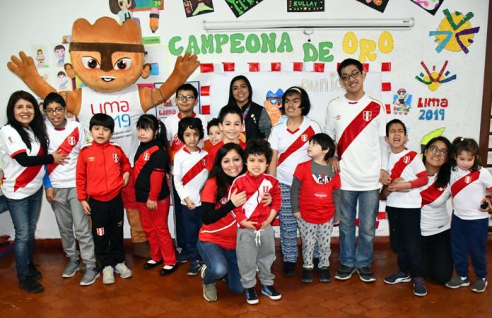 15 niños que esperaban con ansias a la Embajadora de Lima 2019, Dunia Felices 15 niños que esperaban con ansias a la Embajadora de Lima 2019, Dunia Felices