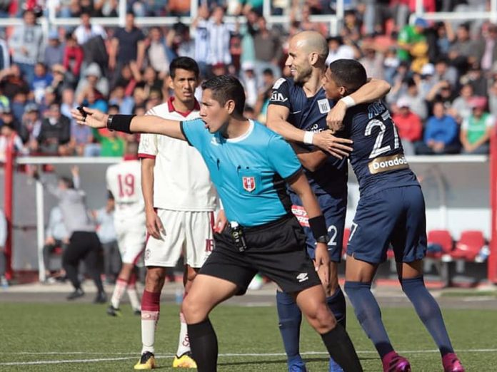 Arbitro Jesús Cartagena Arbitro Jesús Cartagena