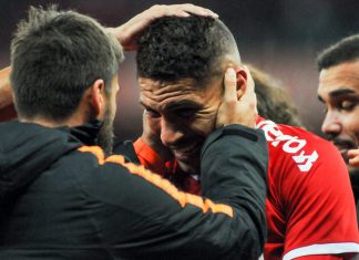 Con doblete de Paolo Guerrero, Internacional derrotó 3-0 a Cruzeiro y clasificó a la final de la Copa Brasil