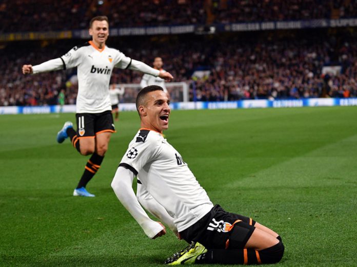 Valencia venció 1-0 a Chelsea Valencia venció 1-0 a Chelsea