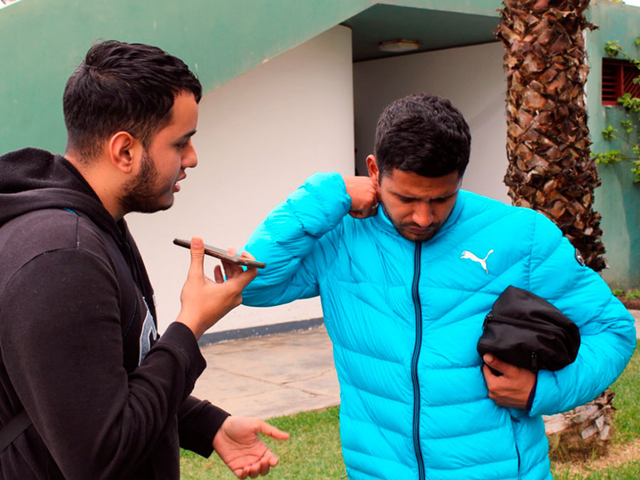Reimond Manco con el autor de la nota en Huancayo