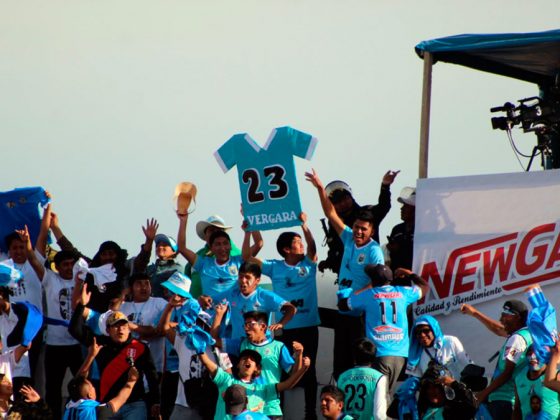 Los hinchas del &lsquo;Poderoso del Sur&rsquo; homenajearon en las tribunas a Juan Pablo Vergara, quien usaba la 23