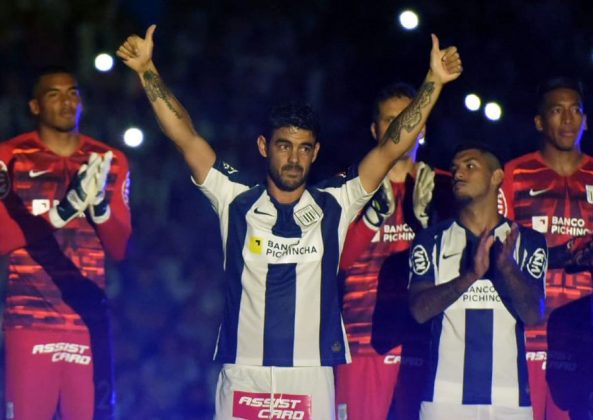 Pese a ser el &uacute;ltimo en llegar, y no haber estado en la pretemporada, Aguiar fue de los que se rob&oacute; los aplausos de todo el estadio