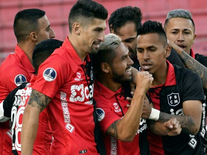 Melgar debutó en la Sudamericana, vencieron por 2-0 ante Nacional de Potosí en Bolivia
