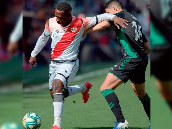 Luis Advíncula