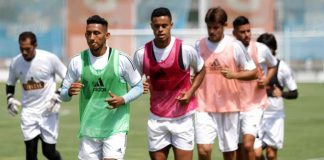 jugadores de Sporting Cristal realizan donación