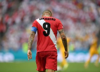 Paolo Guerrero viajó a USA para continuar tratamiento de su rodilla