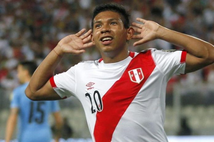 Flores: ''Hay que prepararnos de la mejor manera y estar finos para el repechaje