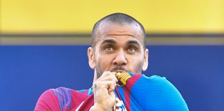 Dani Alves se despide del Barcelona: “Ojalá no echen de menos mis locuras”