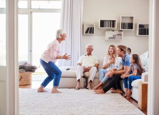 Cómo organizar una fiesta de juegos perfecta con la familia