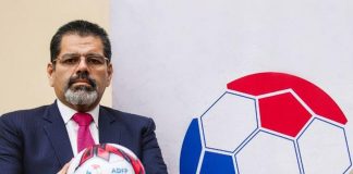 Óscar Romero: "Los clubes firmaron un contrato y entre las cláusulas hay un derecho de preferencia"