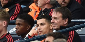 DT del Manchester United: "No hice jugar a Cristiano por respeto a su carrera"