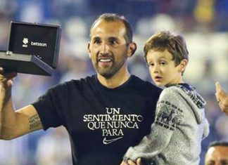 Hernán Barcos, delantero de Alianza Lima, valoró en conferencia de prensa, el apoyo de todos los hinchas en Matute tras lograr el título nacional