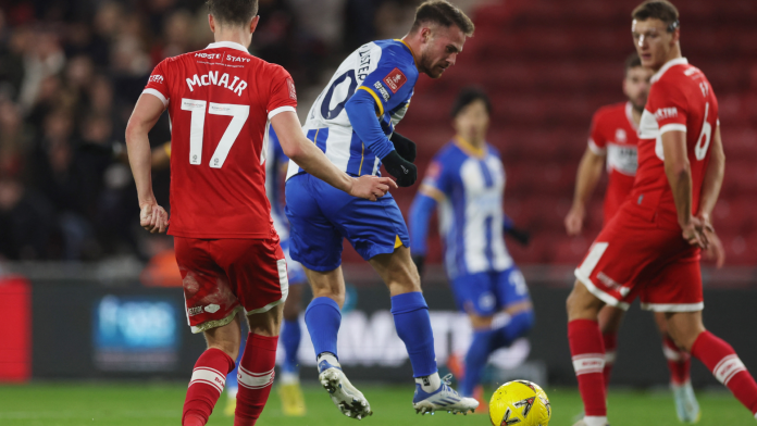 Brighton golea 5-1 a Middlesbrough con doblete de Alexis Mac Allister