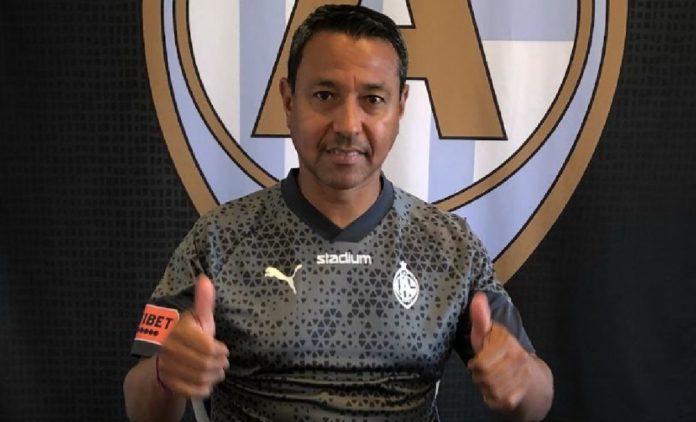 Nolberto Solano en AFC Eskilstuna