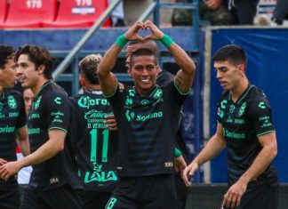 Gol de Pedro Aquino en Santos Laguna