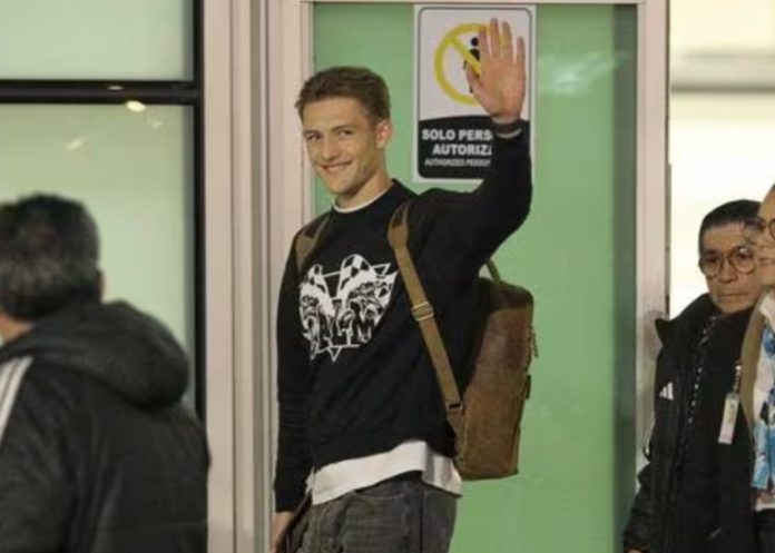 Oliver Sonne llegó a Perú
