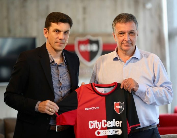 Mauricio Larriera dirigirá en Newell's