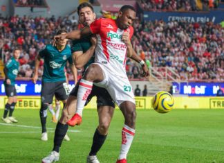 Victoria ajustada: Necaxa vence a Chivas 1-0 en la Liga MX.