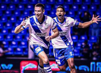 Santiago Ormeño anotó el tanto de la victoria para Puebla. Fuente: El Men.