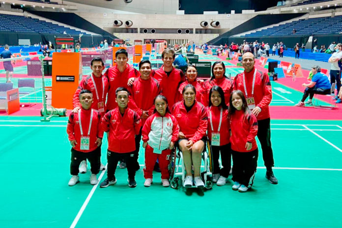 Selección de Parabádmiton rumbo al Mundial en Tailandia. Fuente: Bádminton Perú.