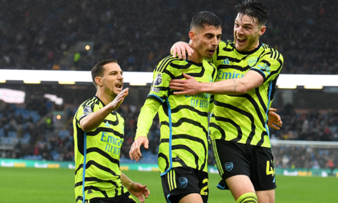 Arsenal venció 5-0 al Burnley y se acerca a la cima de la Premiere League. Fuente: Diario Deportivo Más.