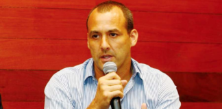 Roberto Silva: "El jugador no renuncia, solo comunica su deseo de no ser convocado." Fuente: Infobae.