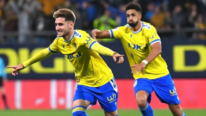 LaLiga de España: Cádiz venció a Granada 1-0.
