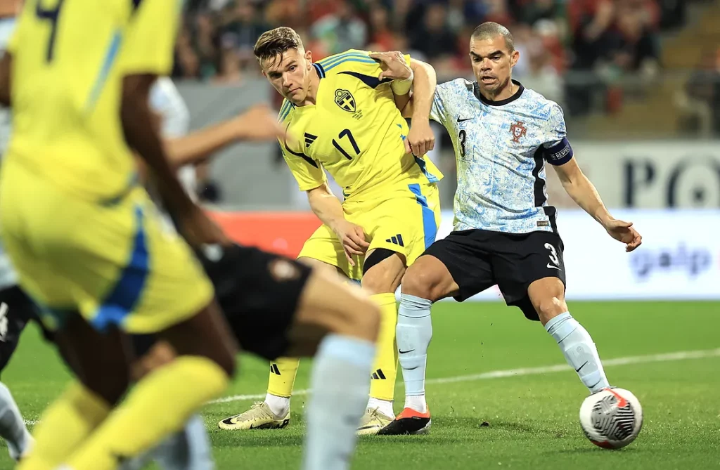 Portugal venció a Suecia en un partido amistoso con un marcador 5-2.