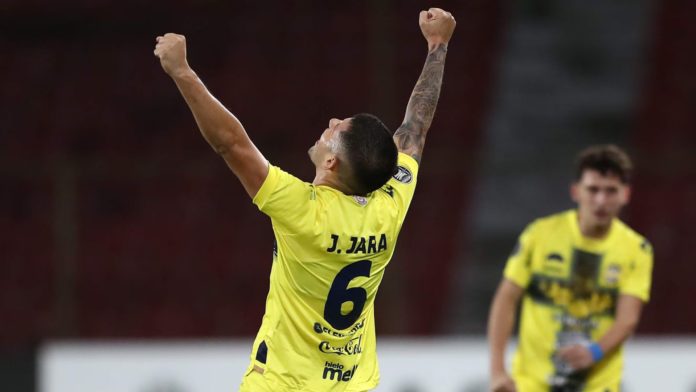 Copa Libertadores: Sportivo Trinidense gana 1-0 fuera de casa contra El Nacional.