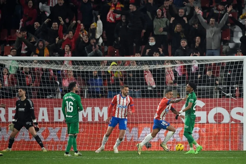 Girona vencé a Osasuna en un enfrentamiento correspondiente a la jornada 28 de LaLiga de España.