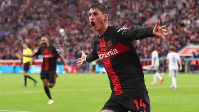 Bayer Leverkusen firme por la Bundesliga