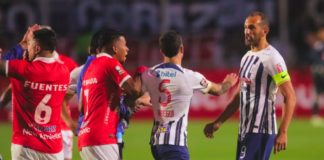 Hernán Barcos fue expulsado del encuentro ante Cienciano. Fuente: Infobae.