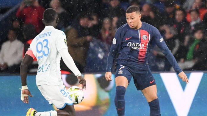 PSG y Le Havre AC igualan 3 a 3 en la Ligue 1.